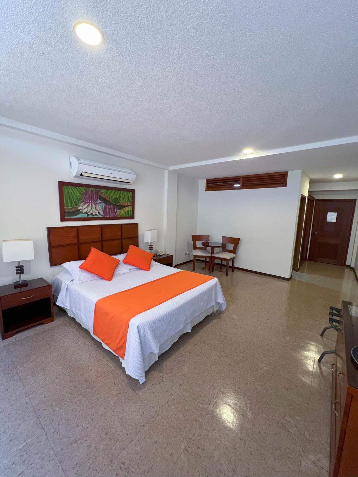 Hotel Anaconda Летисия Экстерьер фото