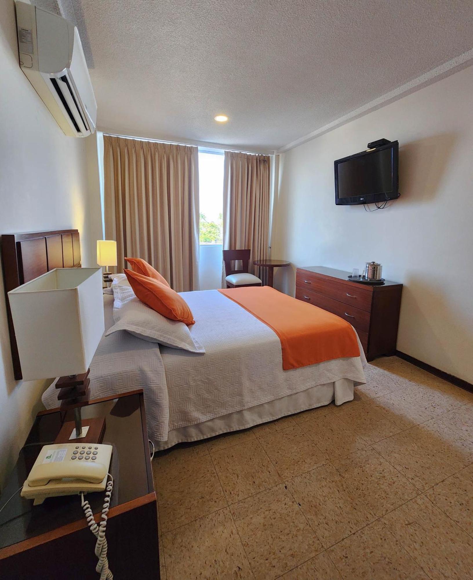 Hotel Anaconda Летисия Экстерьер фото